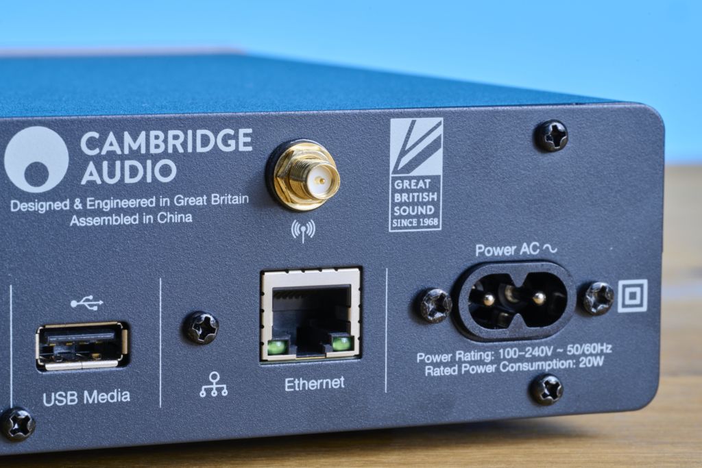 Cambridge Audio MXN10 connectors detail