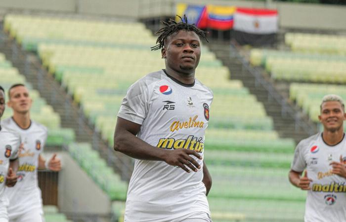 After his name was linked to Zamalek, who is the Beninese striker Samson Akinola?