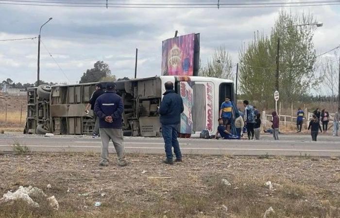 Bus accident involving Boca Juniors fans leaves one dead and several injured | argentinian football