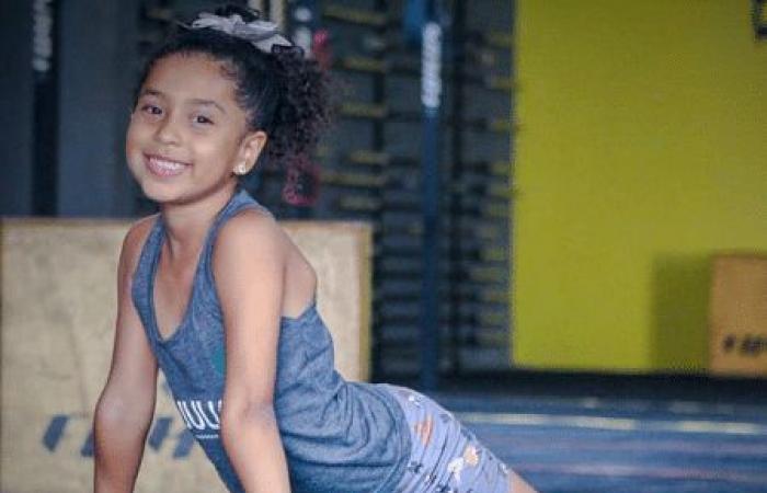 10-year-old Crossfitter lifts weight greater than her body; child can?