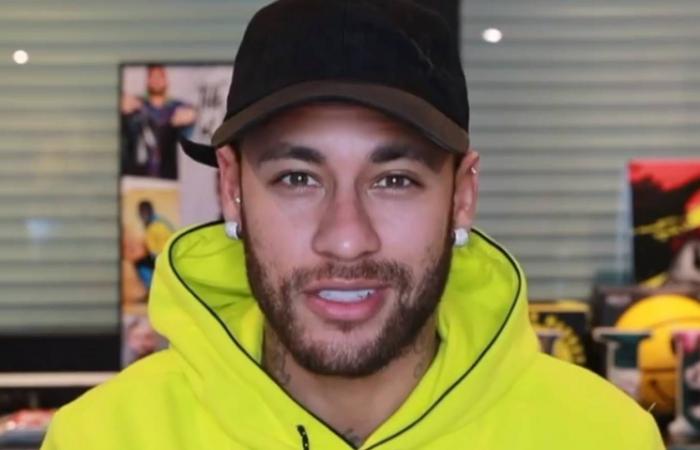Price of Neymar’s golden headset is revealed: “marrento”