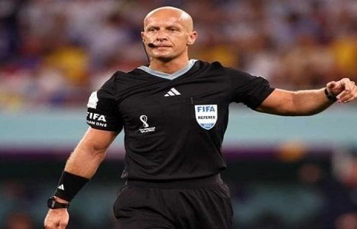 Who is the referee for the France-Argentina match in the 2022 World Cup Final?
