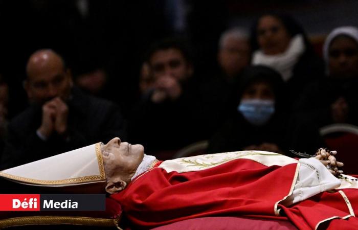 Hong Kong: Cardinal Zen could attend the funeral of Benedict XVI