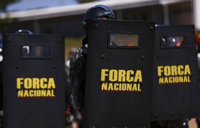 Urgent: Radical Bolsonarists break barriers and invade Congress